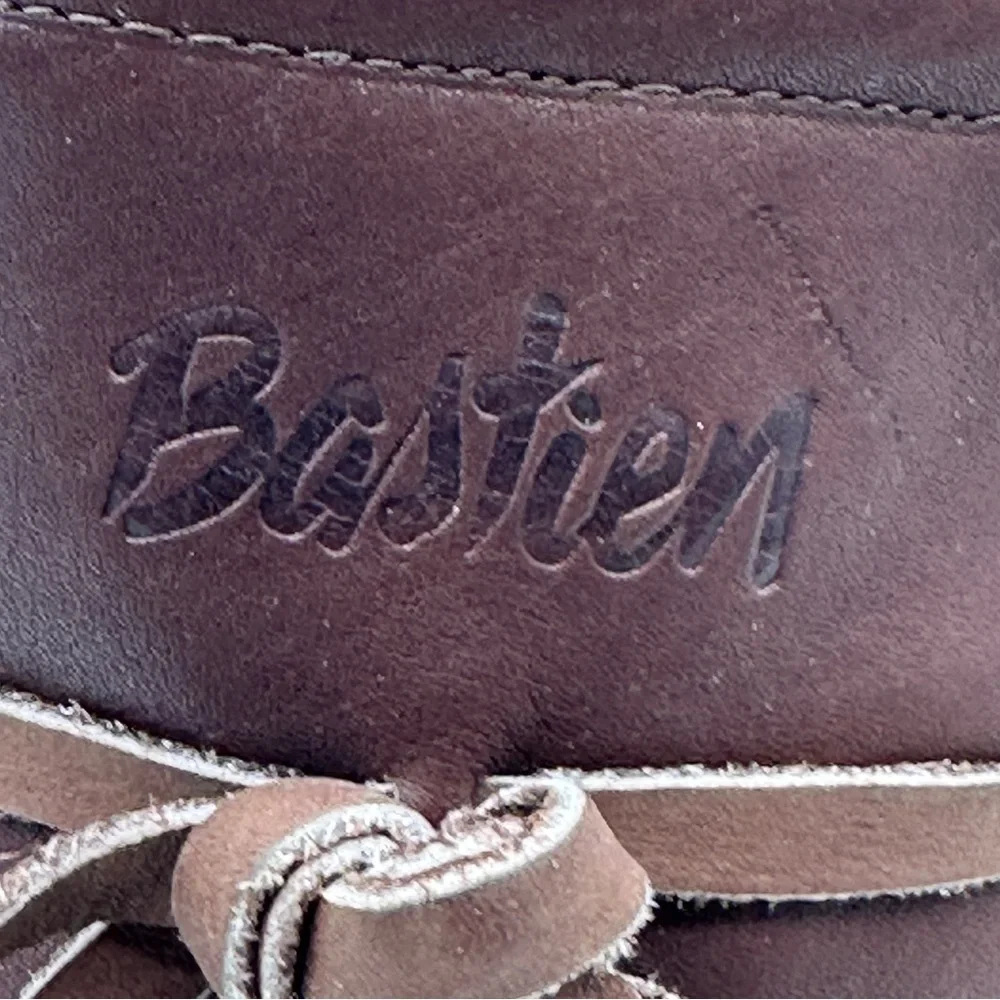 Vintage Bastien Husky Boots. Size 10